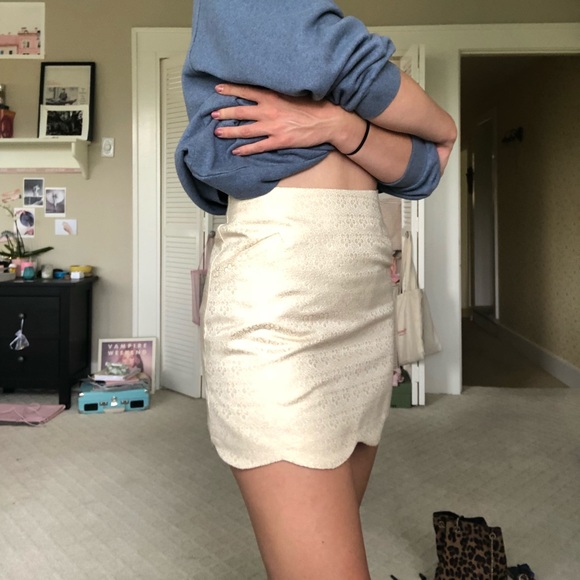 Cooperative by Urban Outfitters Gold Jacquard Mini - Picture 8 of 8